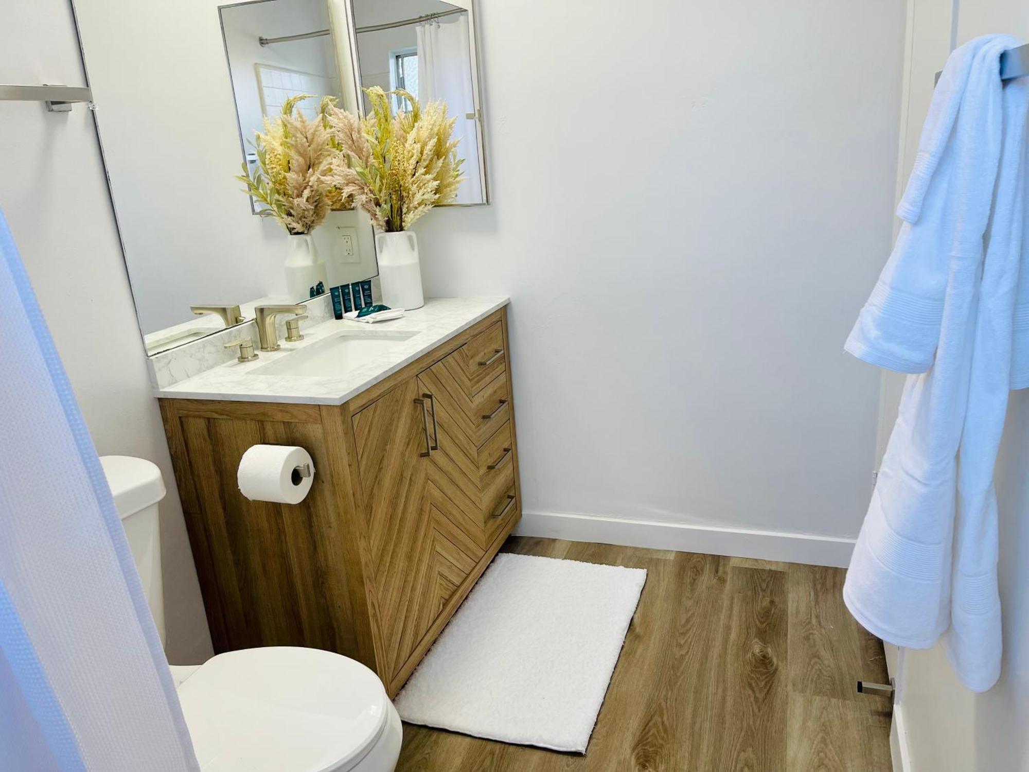 Apartamento Modern Spacious & Bright 2bedroom W Balcony In Prime West La Los Angeles